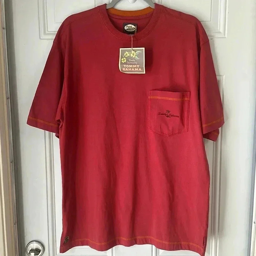 TOMMY BAHAMA NWT Men’s Tide Tee Short Sleeves Pocket Size Medium